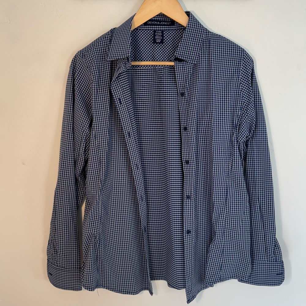 Women’s Devon & Jones Blue Checkered Collared Button Down Shirt